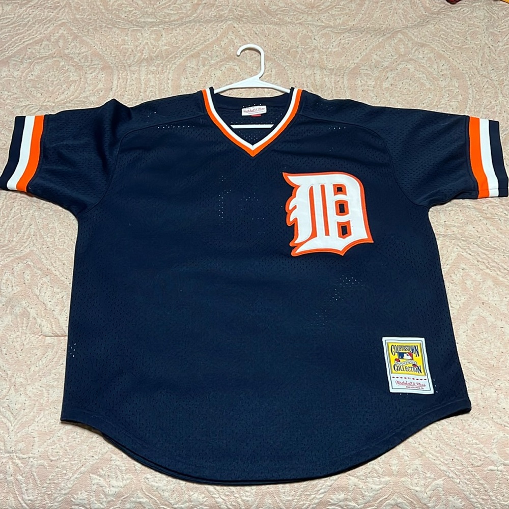 XL Mitchell and Ness Detroit Tigers Jersey